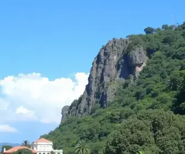 Melhor época para viajar para Santiago saindo do Brasil: clima e dicas