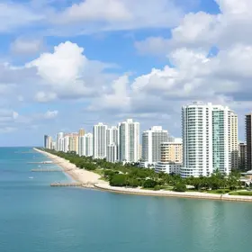 Quanto custa viajar para Miami saindo do Brasil: gastos e planejamento